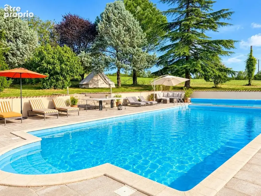 Superbe maison de 3 chambres avec maison d'amis indépendante, piscine et potentiel d’activité - photo 2