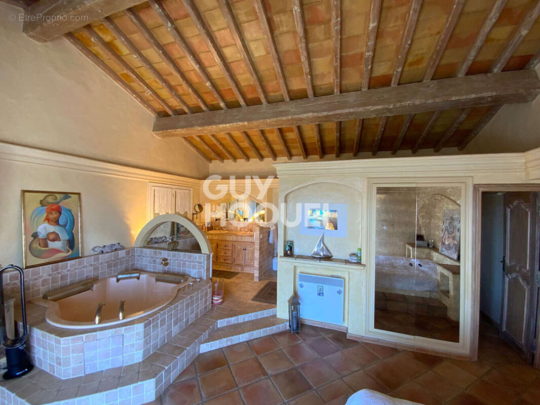 Maison à SAINTE-MAXIME