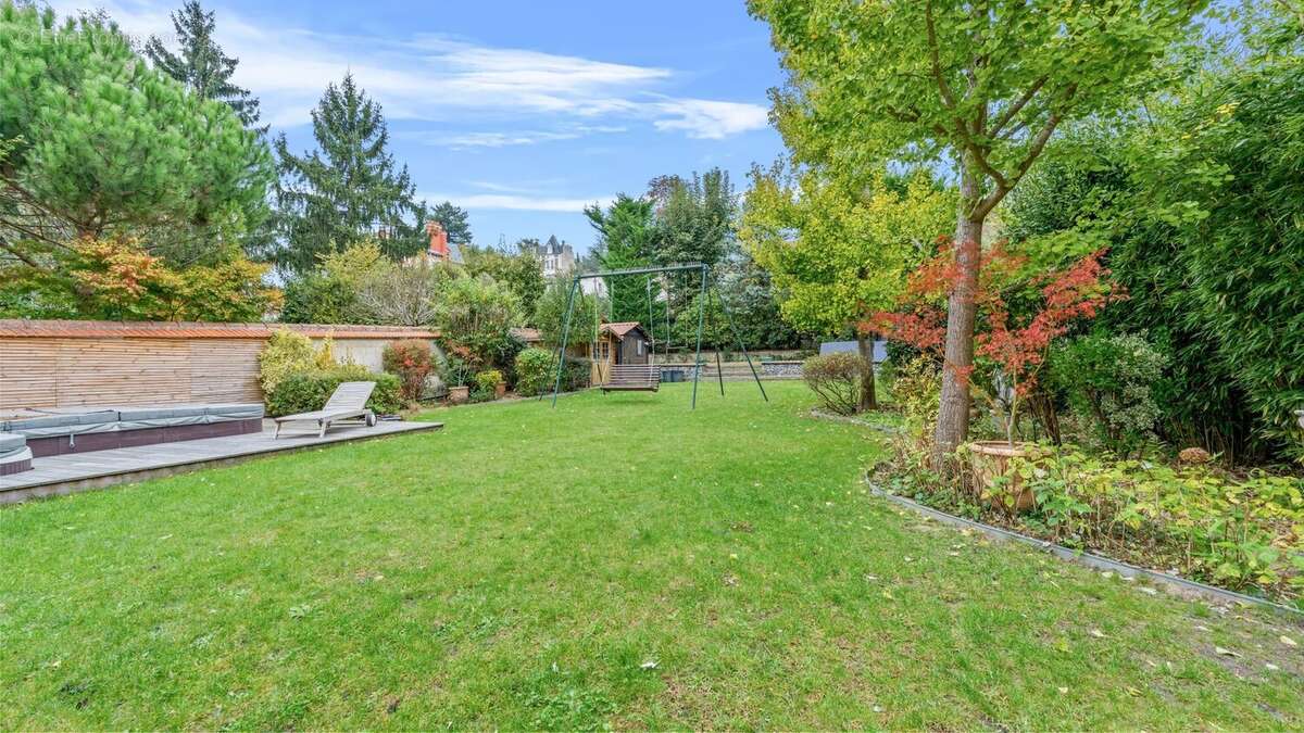 Maison à VAUCRESSON