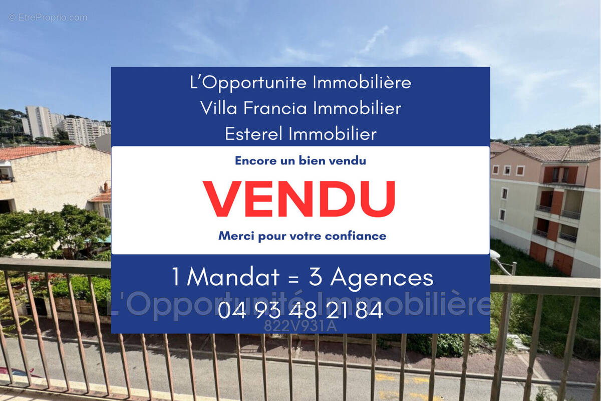 Appartement à VALLAURIS