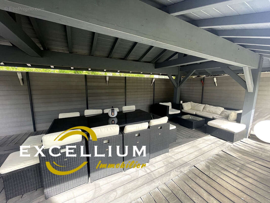 Maison à ROCHETAILLEE-SUR-SAONE