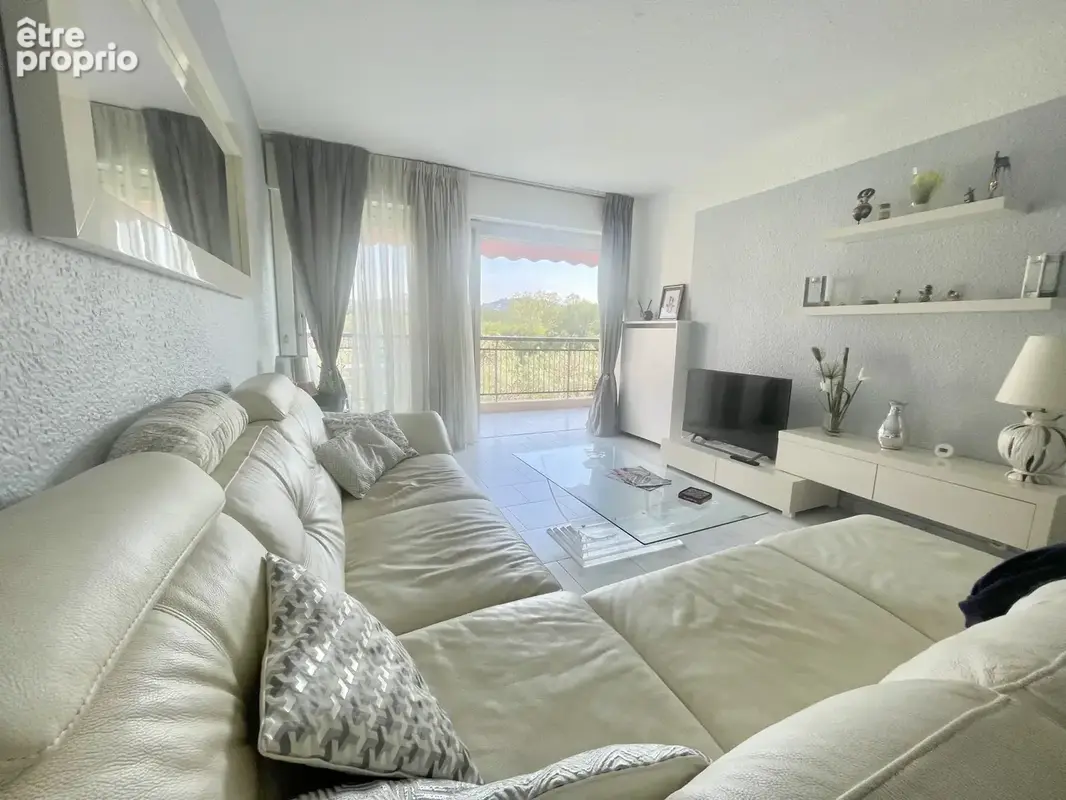 Appartement à LE CANNET