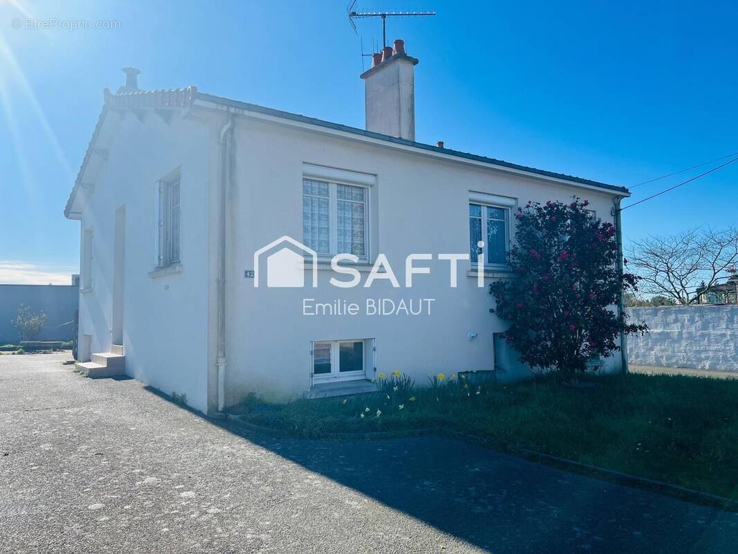 Photo 1 - Maison à MONTAIGU