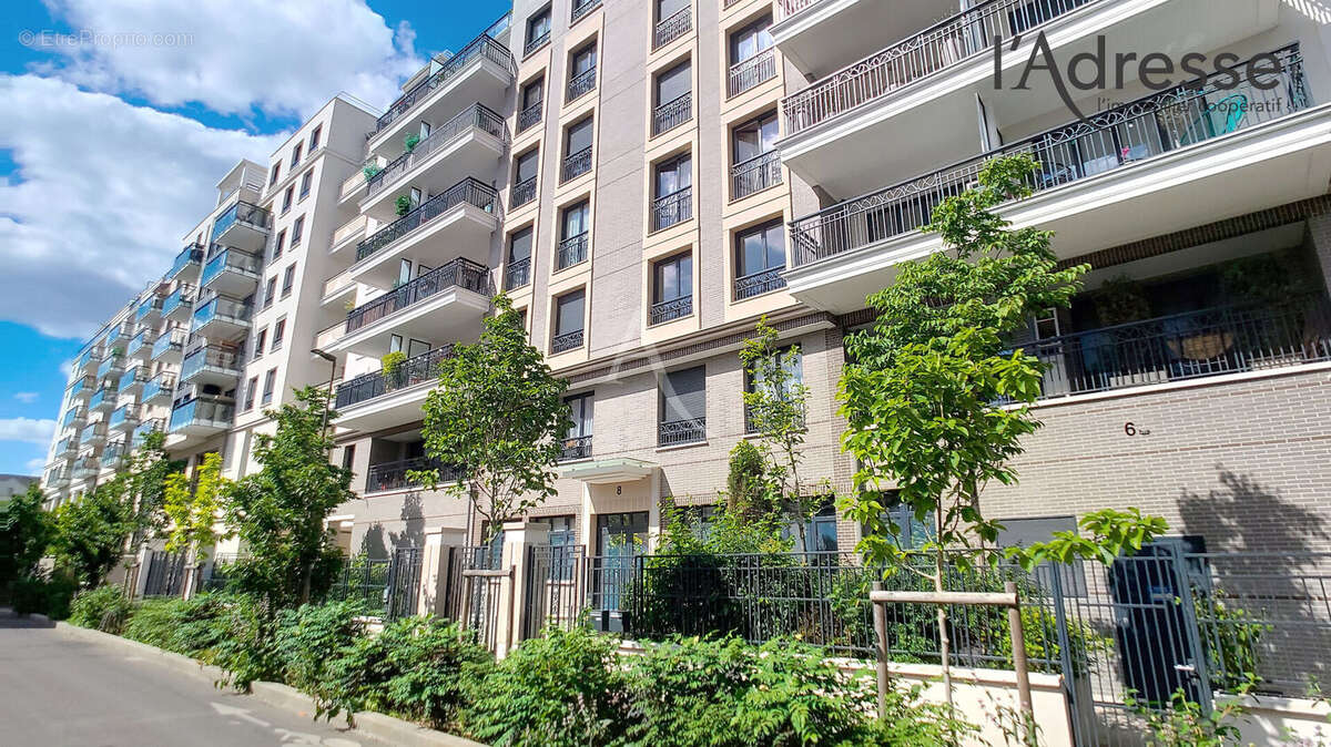 Appartement à SURESNES