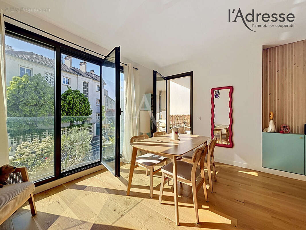 Appartement à SURESNES