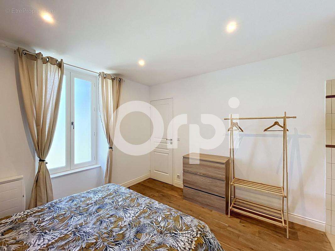 Maison de caractère en pierre de brasier ! AGENCE ORPI BRIVE RD - photo 14