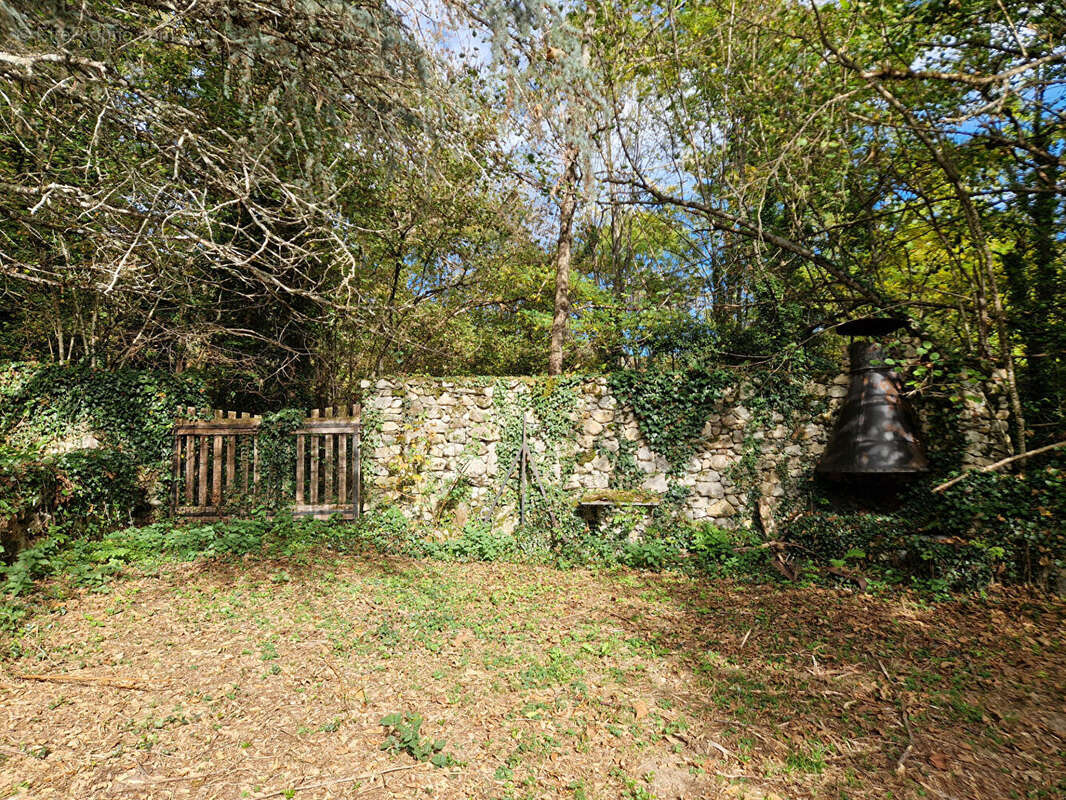 Maison type Chalet au calme et avec 1,3Ha attenant - photo 17