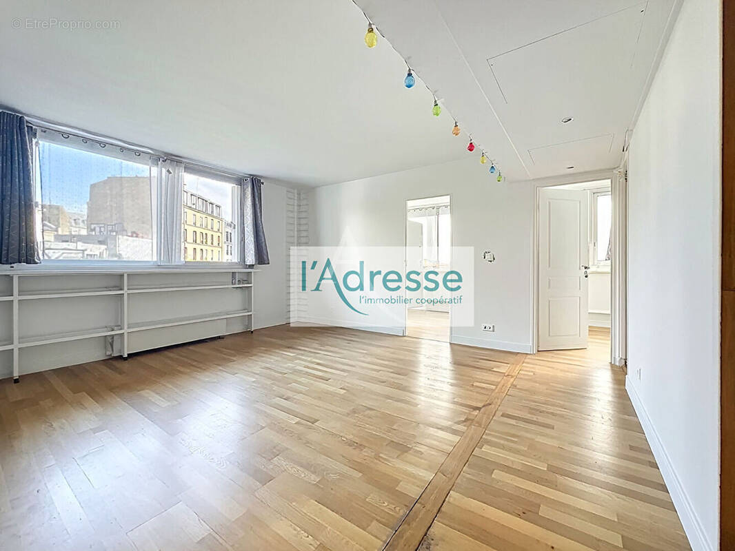 Appartement à PARIS-12E