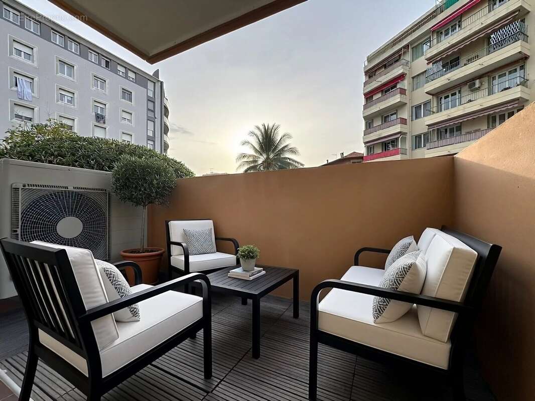 Appartement à NICE