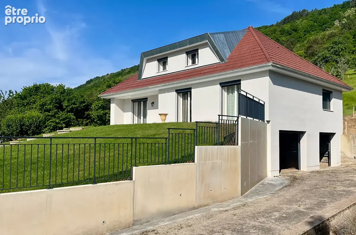 Maison de 6 pièces 119.79 m² à Velotte Un environnement naturel rare et préservé - photo 2