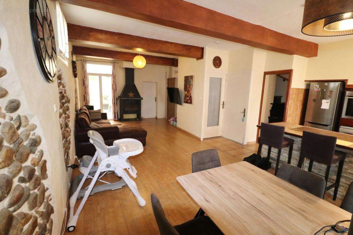 Maison 130 m² à Canohes  - photo 4