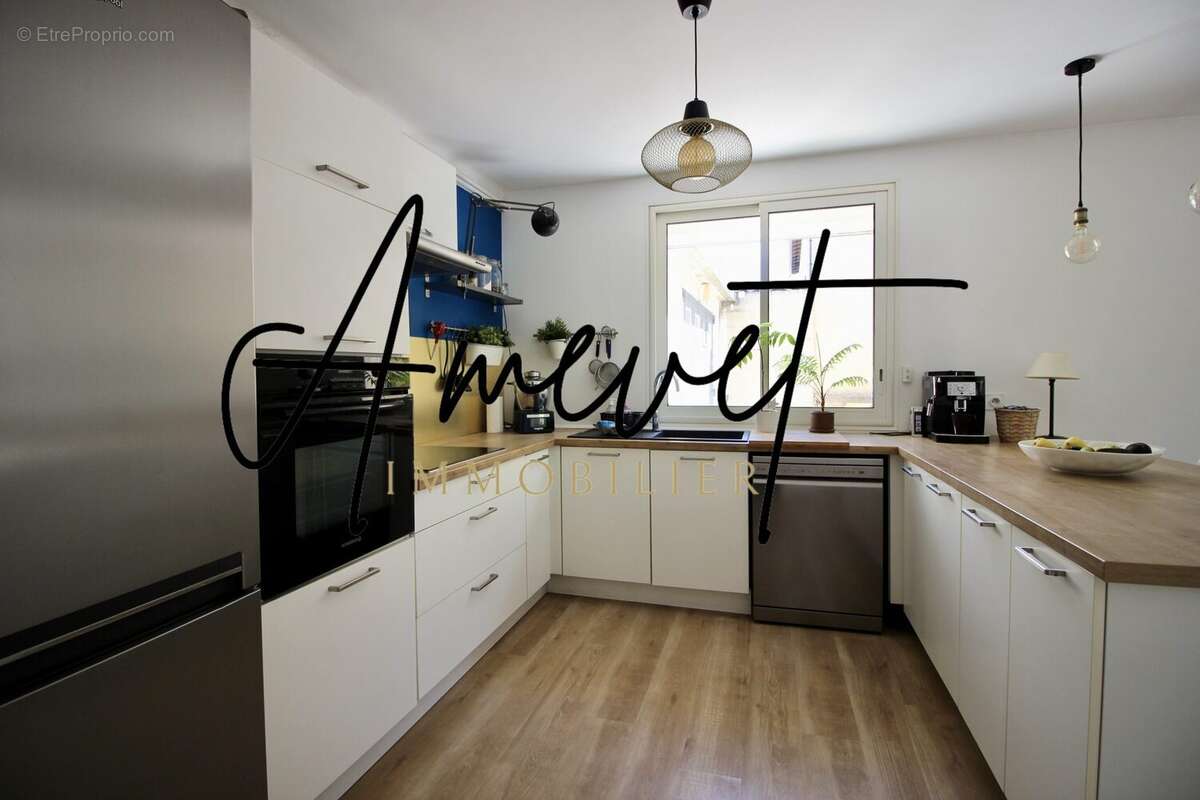 Maison à MORIERES-LES-AVIGNON