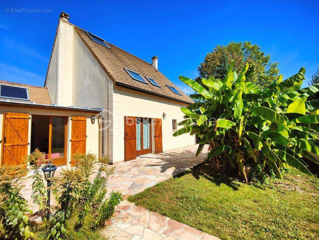 Belle maison 4 ch jardin clos, 2 terrasses au calme ! - photo 17