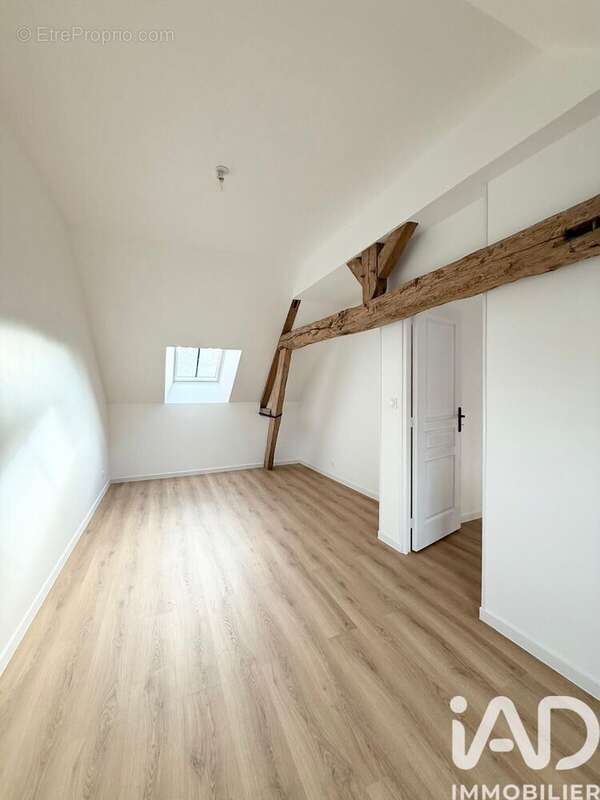 Photo 8 - Appartement à MARGNY-LES-COMPIEGNE
