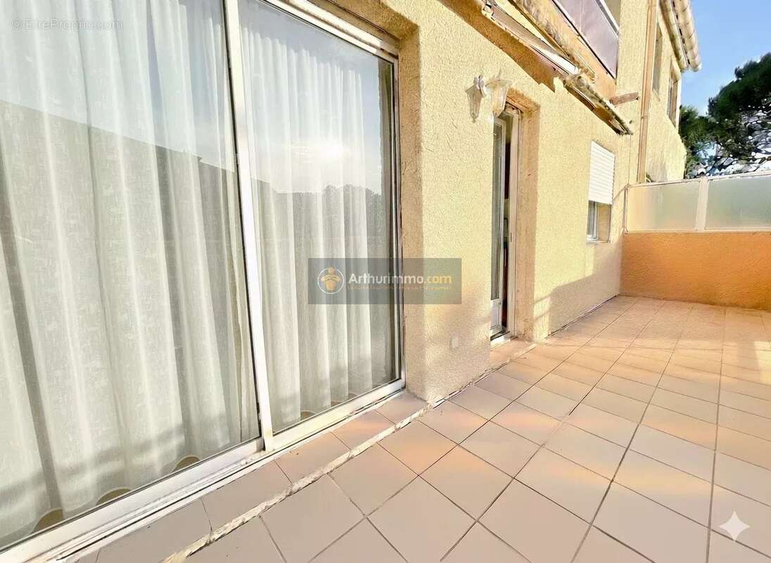 Appartement à SAINT-RAPHAEL