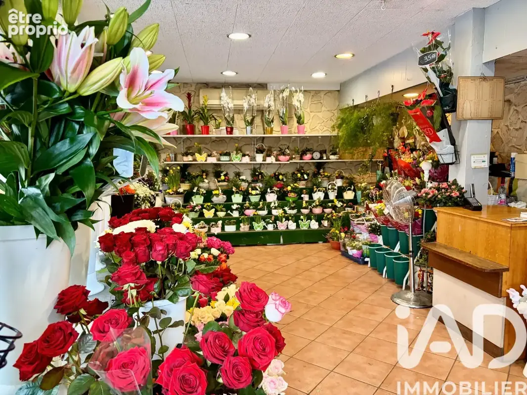 Photo 1 - Commerce à SANNOIS