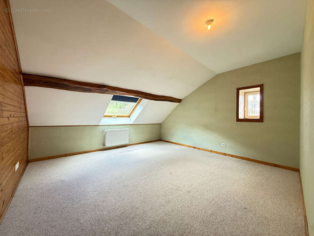 Maison à LONS-LE-SAUNIER