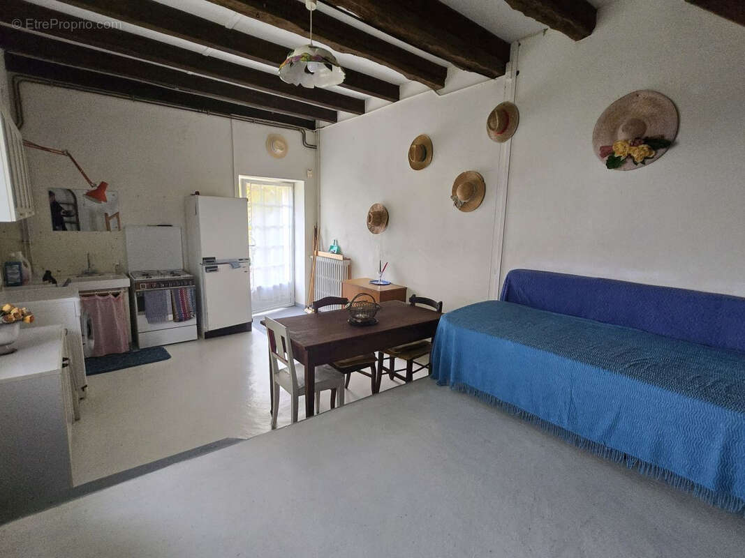 Maison à VILLAMBLARD