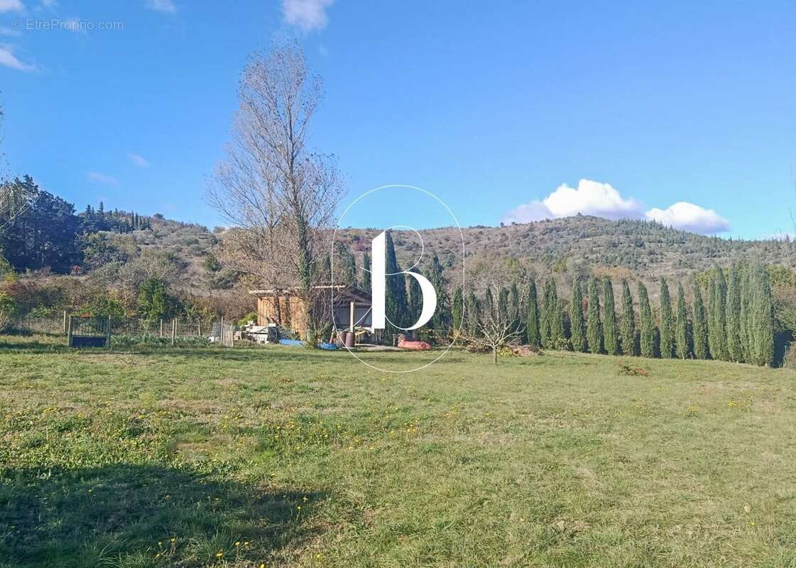 Maison à LAGORCE