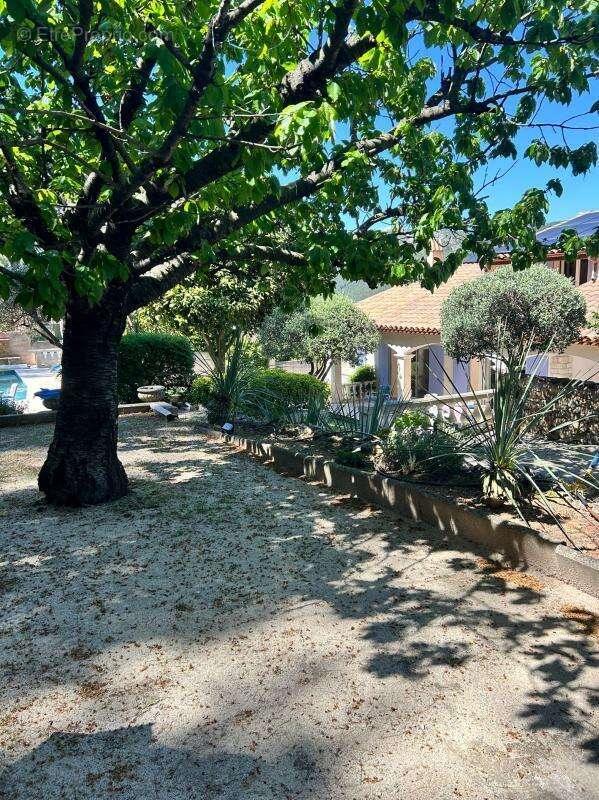 Maison 155 m² à Toulon  - photo 9
