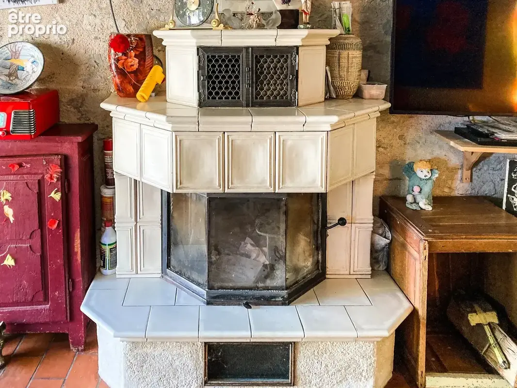 Maison atypique, près du chemin de Saint-Jacques-de-Compostelle avec grange et dépendance - photo 9