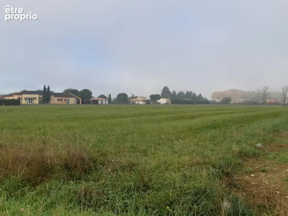 Terrain à NOHIC