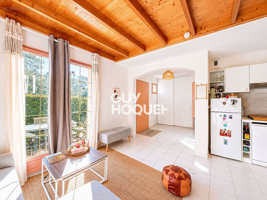 Maison 3 pièces 51 m² avec jardin, terrasse et 2 parkings à Mouans-Sartoux. - photo 6