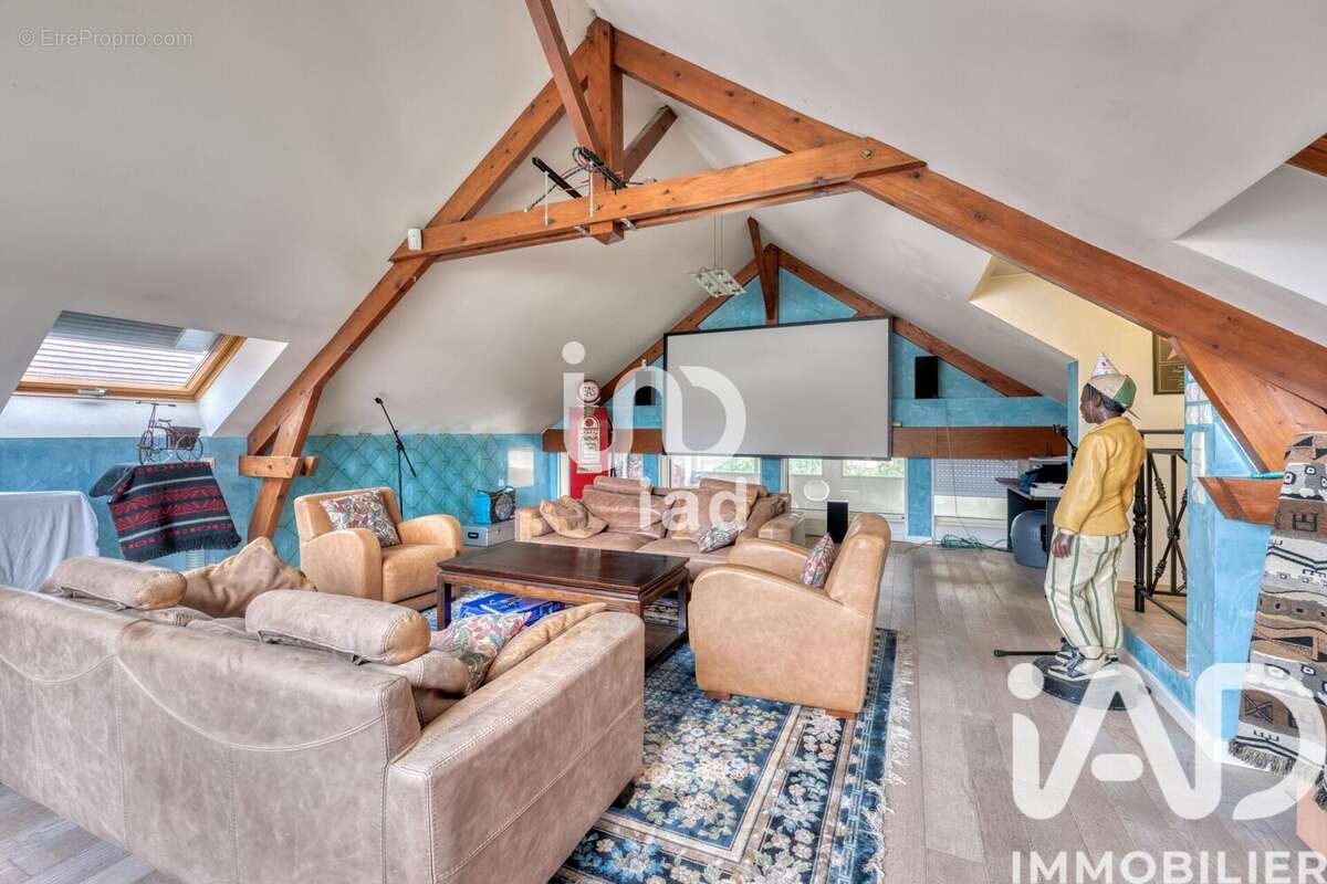 Photo 8 - Maison à BUSSY-SAINT-GEORGES