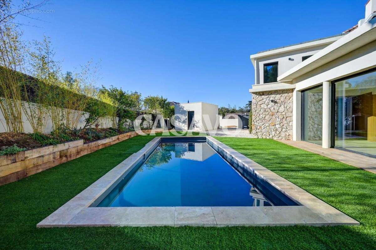 Vente Maison 5 pièces de 135m² - 13080 Aix-en-Provence - photo 17