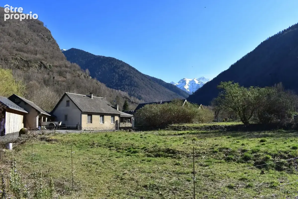 Terrain à SAINT-MAMET