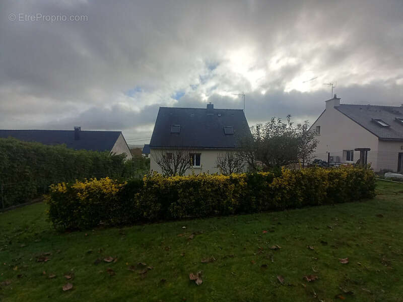 Maison à SAINT-JEAN-LA-POTERIE