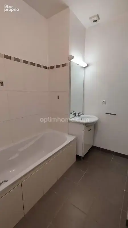 Appartement à vendre 5 pièces de 113 m² - BAR LE DUC - parking - ascenseur - photo 5