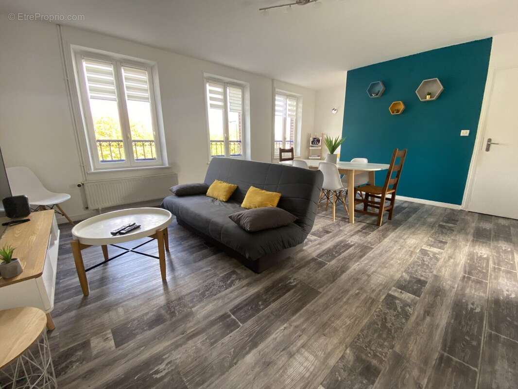 Appartement à RUE
