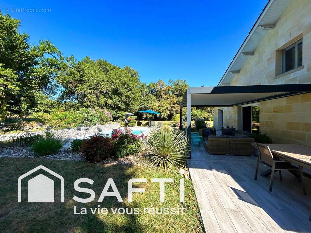 Photo 3 - Maison à VAYRES