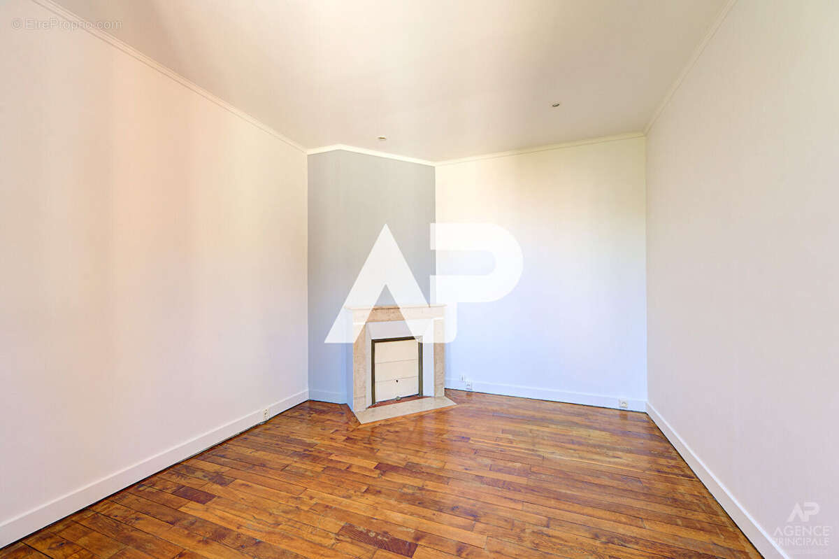 Appartement Rueil Malmaison 2 pièce(s) 34.01 m2 - photo 7