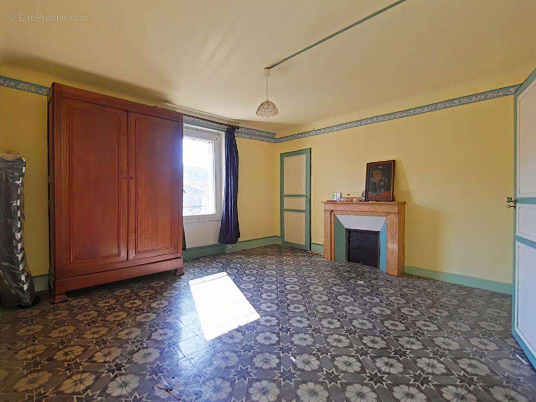 Maison à BIZE-MINERVOIS