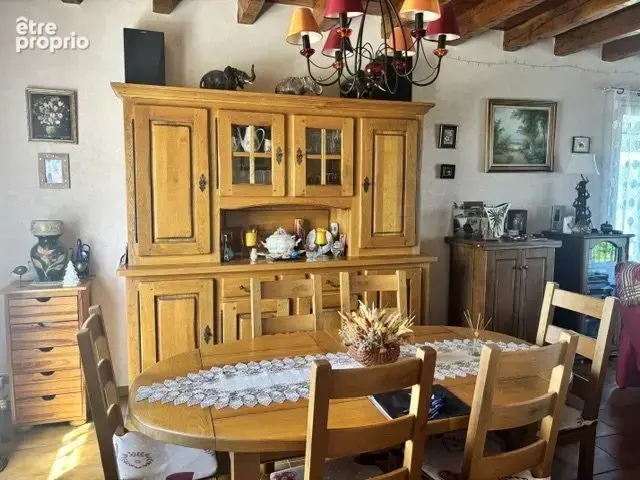 Maison avec 4 chambres et 2 sdb's, Grand sous sol. Jardin 2212 m2 - photo 3