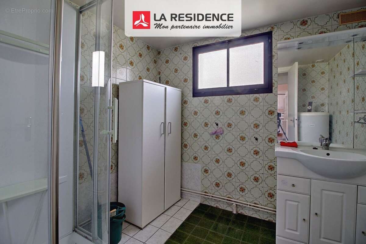 Maison à SAINT-ETIENNE-DU-ROUVRAY