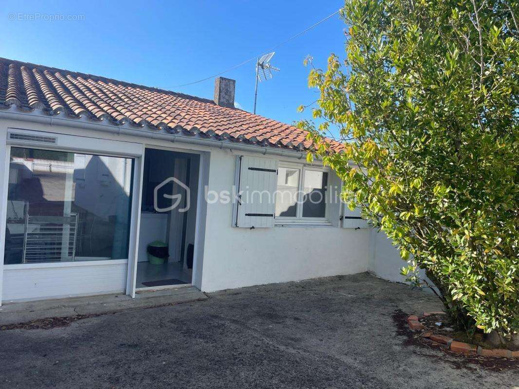 Maison 4 pièces   Le Fenouiller 70 m2 proche SAINT GILLES CROIX DE VIE - photo 6