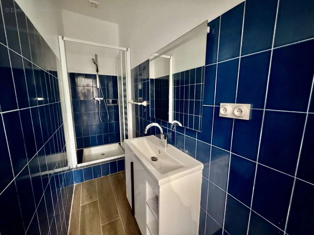 Cannes vente 2 pièces au calme absolu dans maison bourgeoise - photo 8