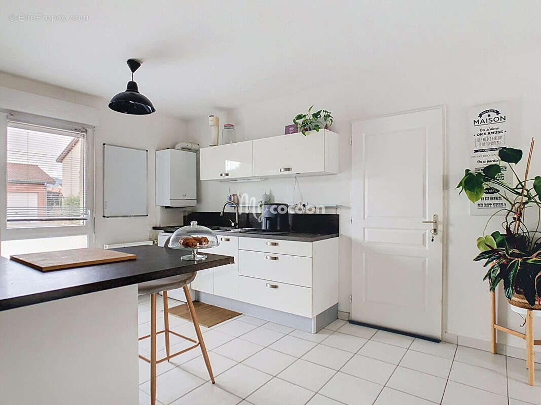Maison - T4 - 85 m² - photo 9