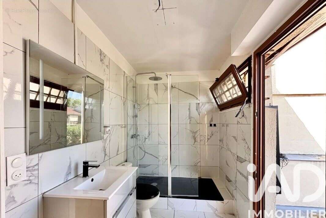 Photo 6 - Maison à RIS-ORANGIS