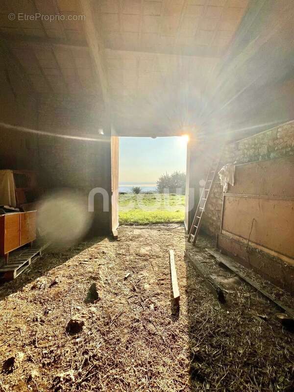 Maison à AIGUEPERSE