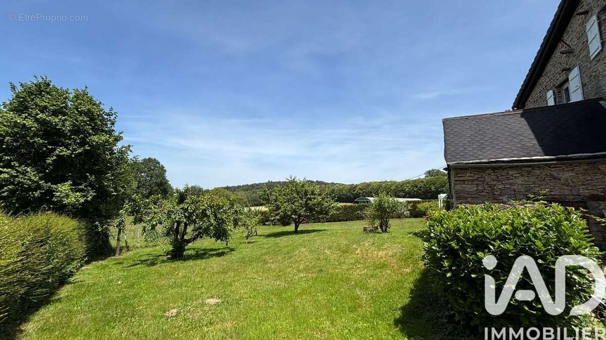 Maison 130 m² à Menoire  - photo 6