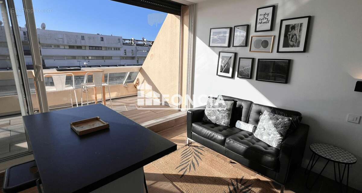 Appartement à ABEILHAN