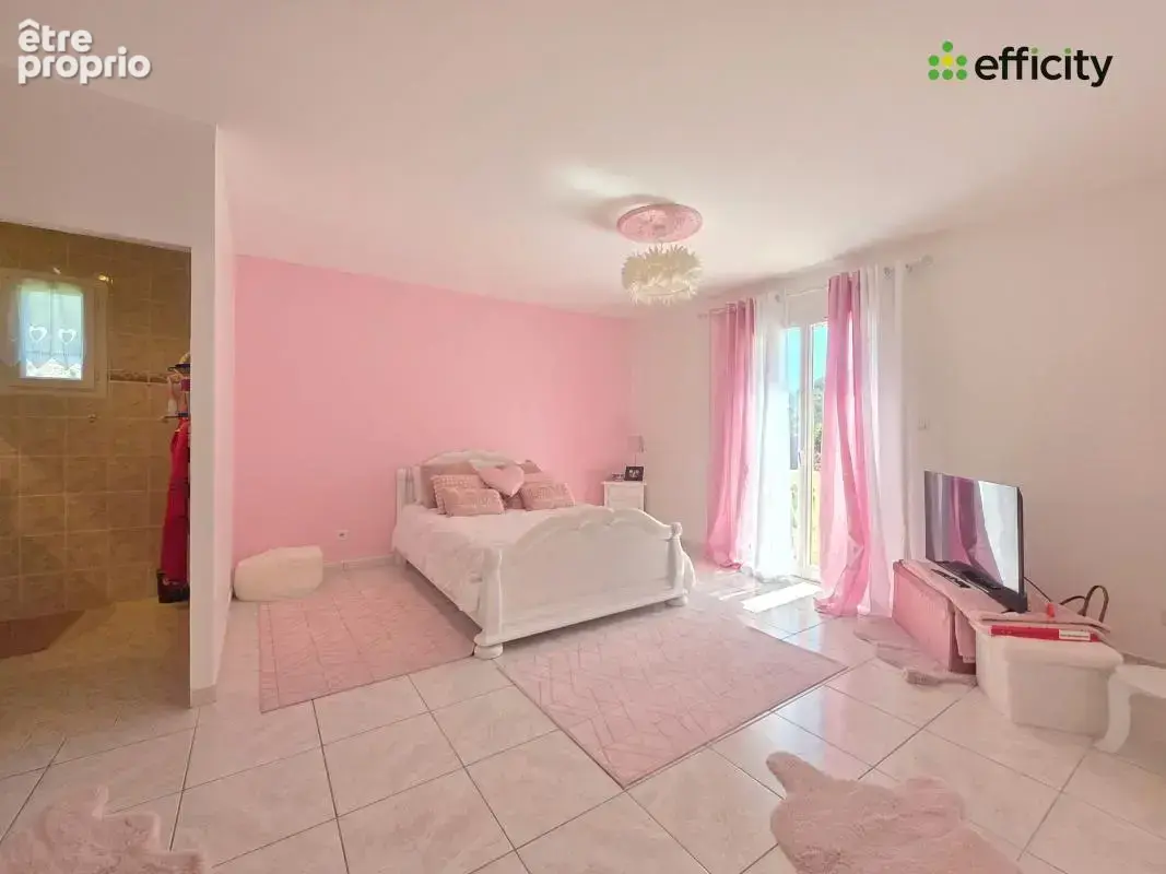 Maison 8 pièces 245 m² à vendre à Marcoux (04420) - photo 12