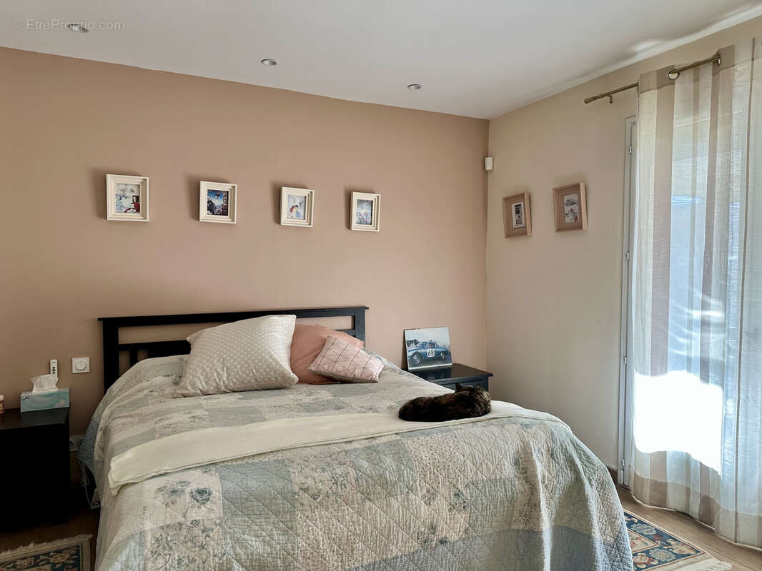 Maison à VILLENEUVE-DE-LA-RAHO