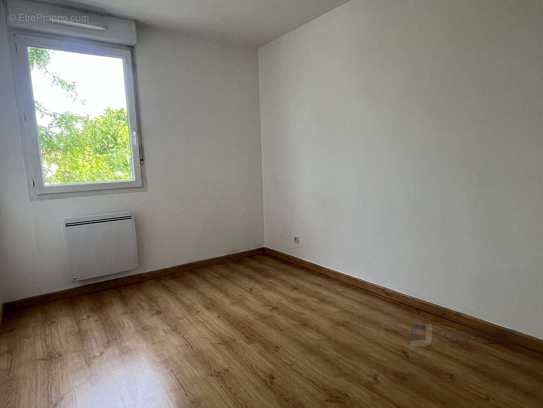 Appartement à DECINES-CHARPIEU