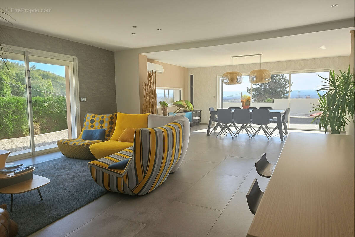 Maison à SATOLAS-ET-BONCE