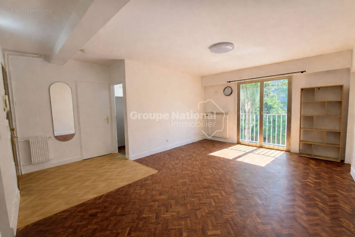 Appartement à VERSAILLES